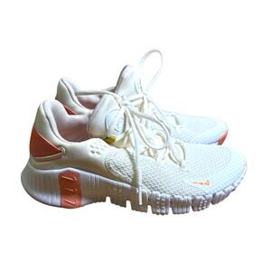 Nike Free Metcon 4 Womens 9 Sneakers Sail Total Orange training shoes CZ0596-104